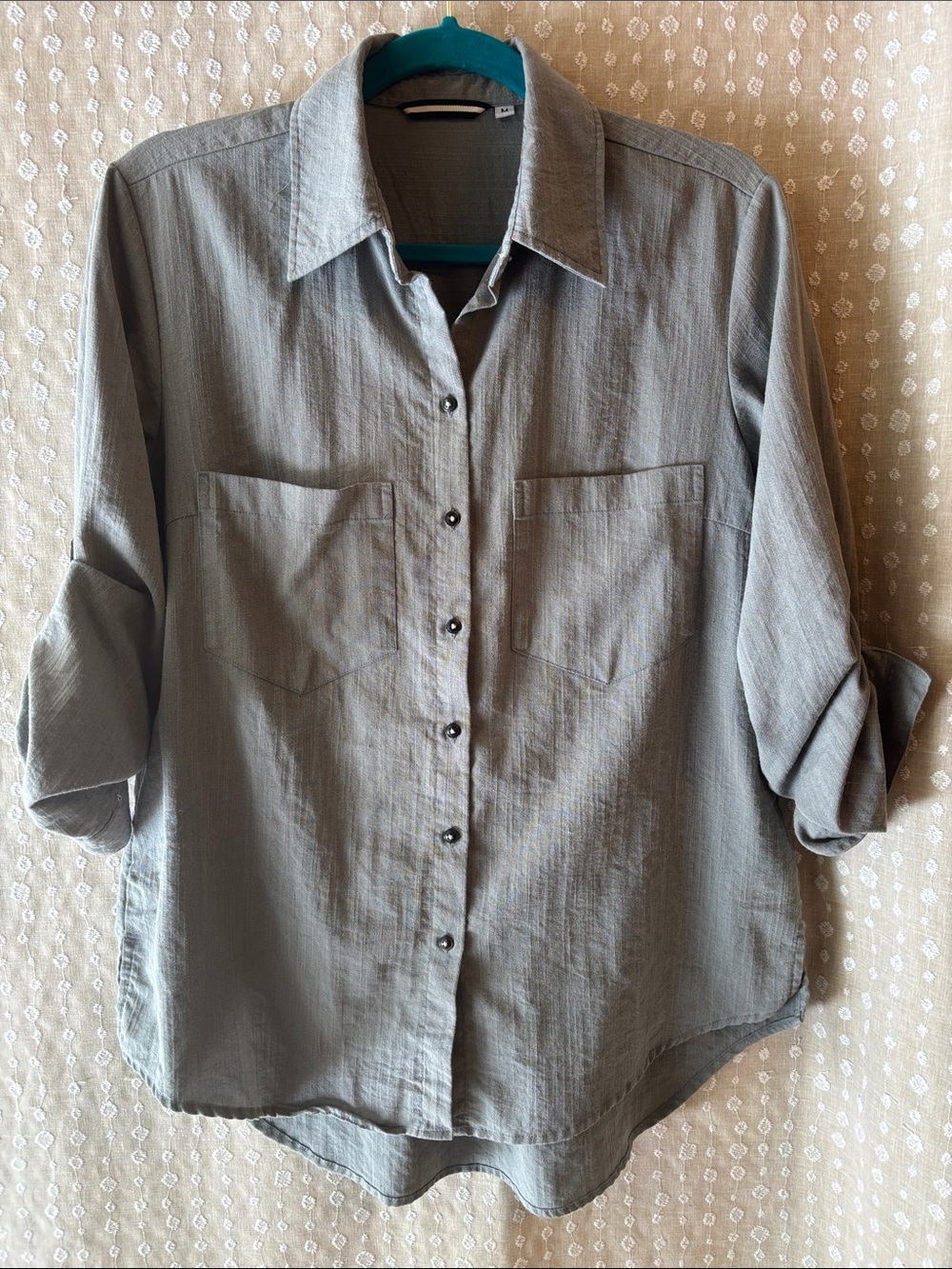Amazon Essentials Light Gray Button-Down Shirt with Roll-Tab Sleeves